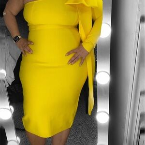 Elegant Yellow One-Shoulder Dress